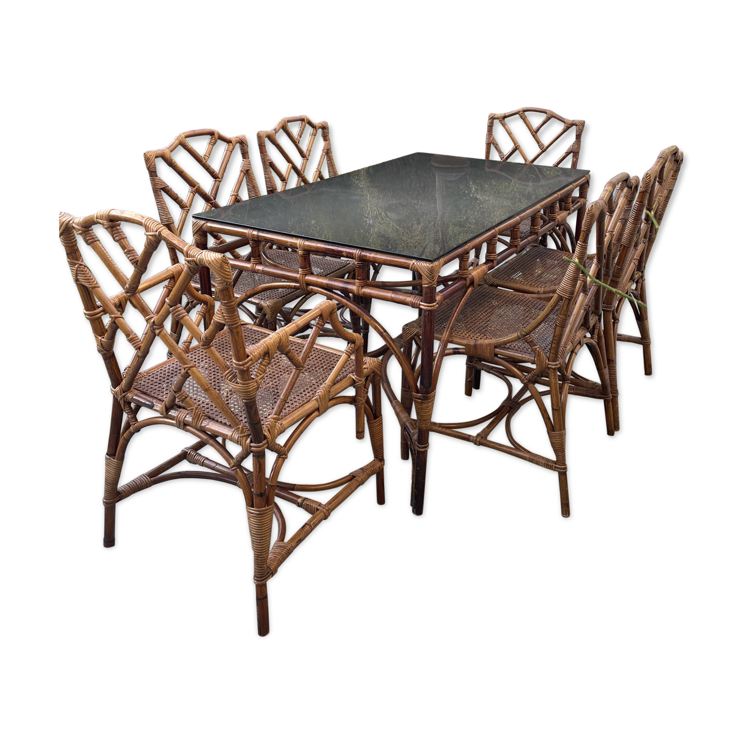 Salle à manger en rotin et bambou