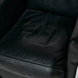 LC2 armchair by Le Corbusier, Pierre Jeanneret and Charlotte Perriand for Cassina