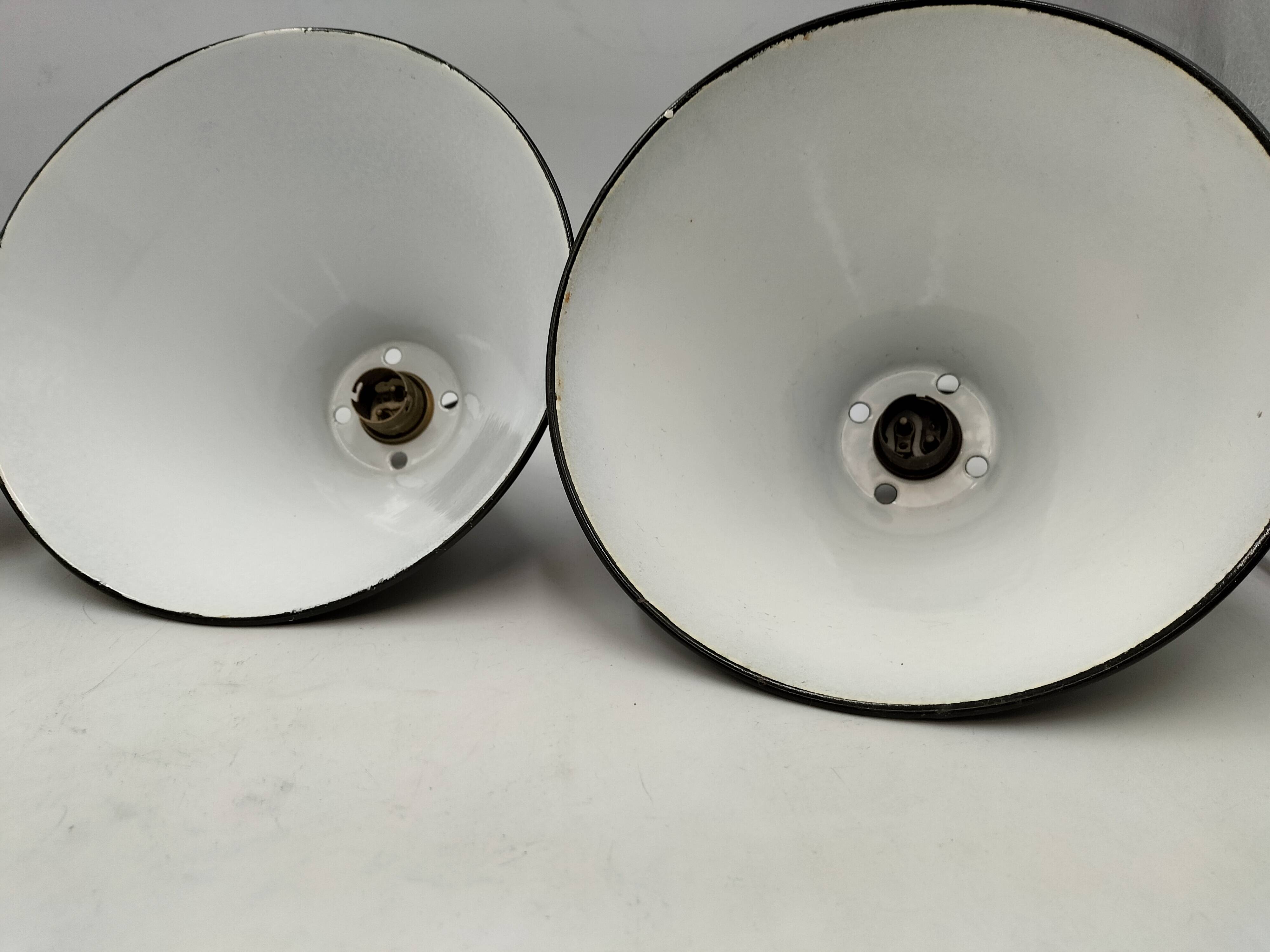 Enamelled sheet metal cone pendants