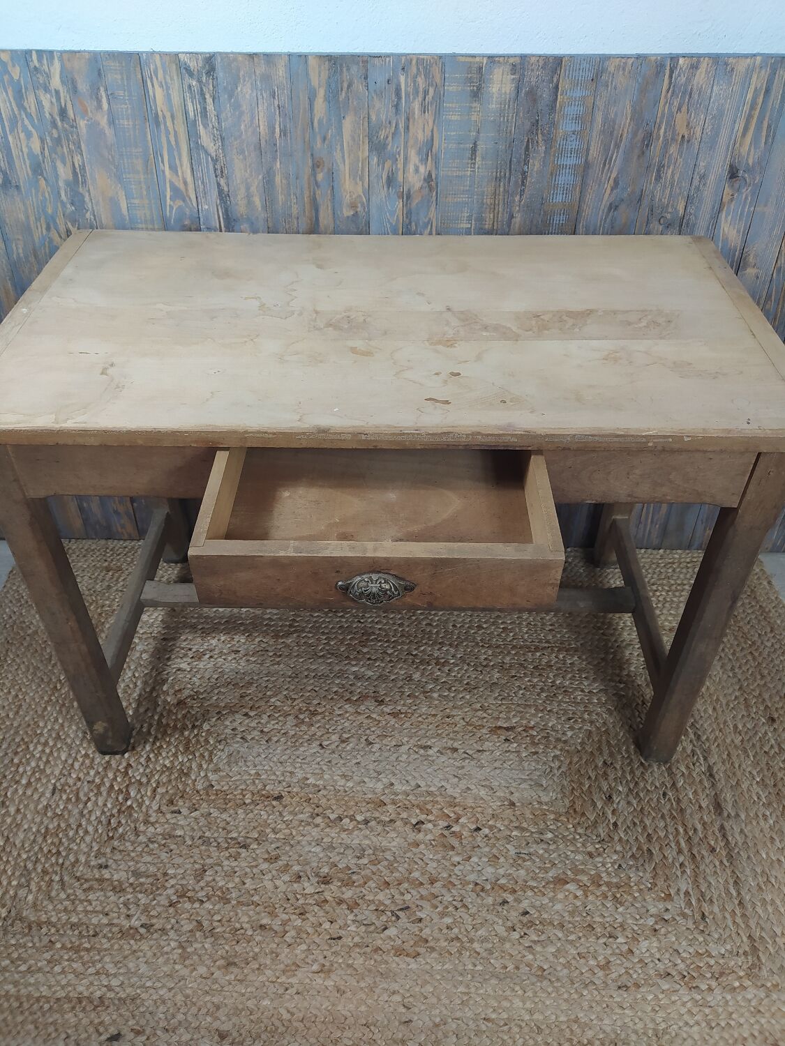 Farmhouse table