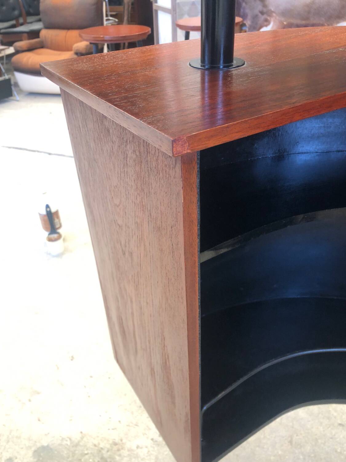 1950s cocktail bar