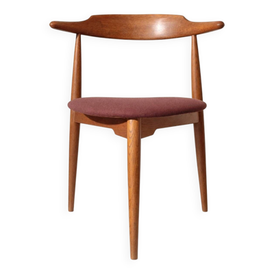 Chaise tripode Heart Hans Wegner Fritz Hansen