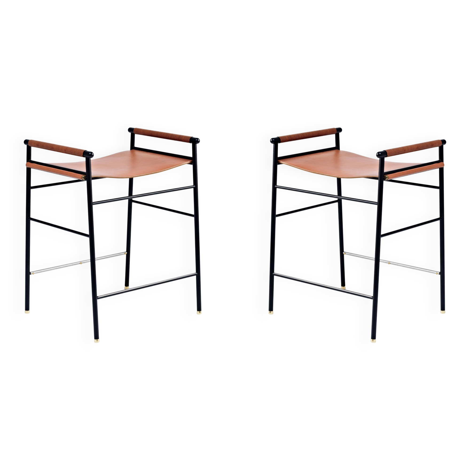 Contemporary bar stool in natural tobacco leather and black metal.