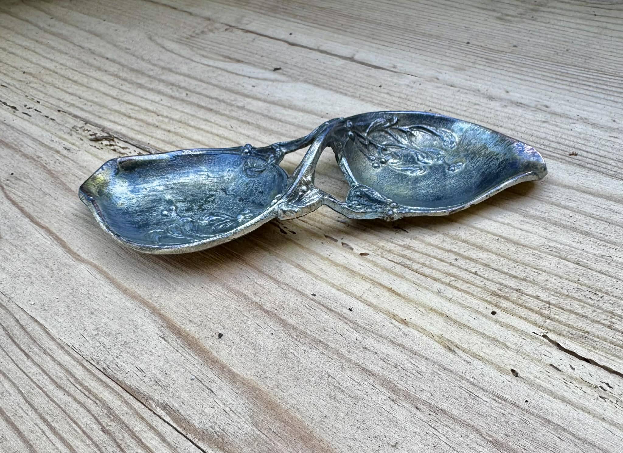 Double silvered bowl signed Derriey Art Nouveau