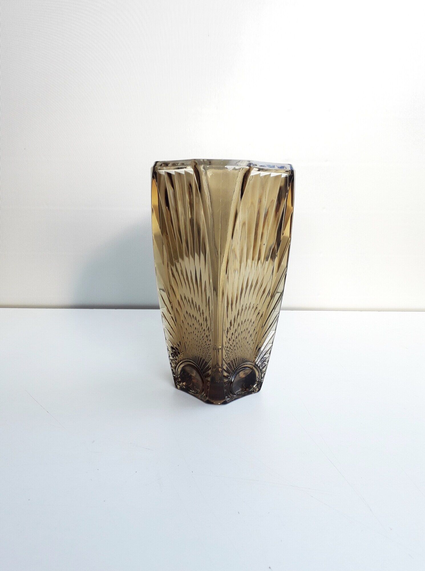 Old Art Deco vase - Smoked cut glass - France 1940