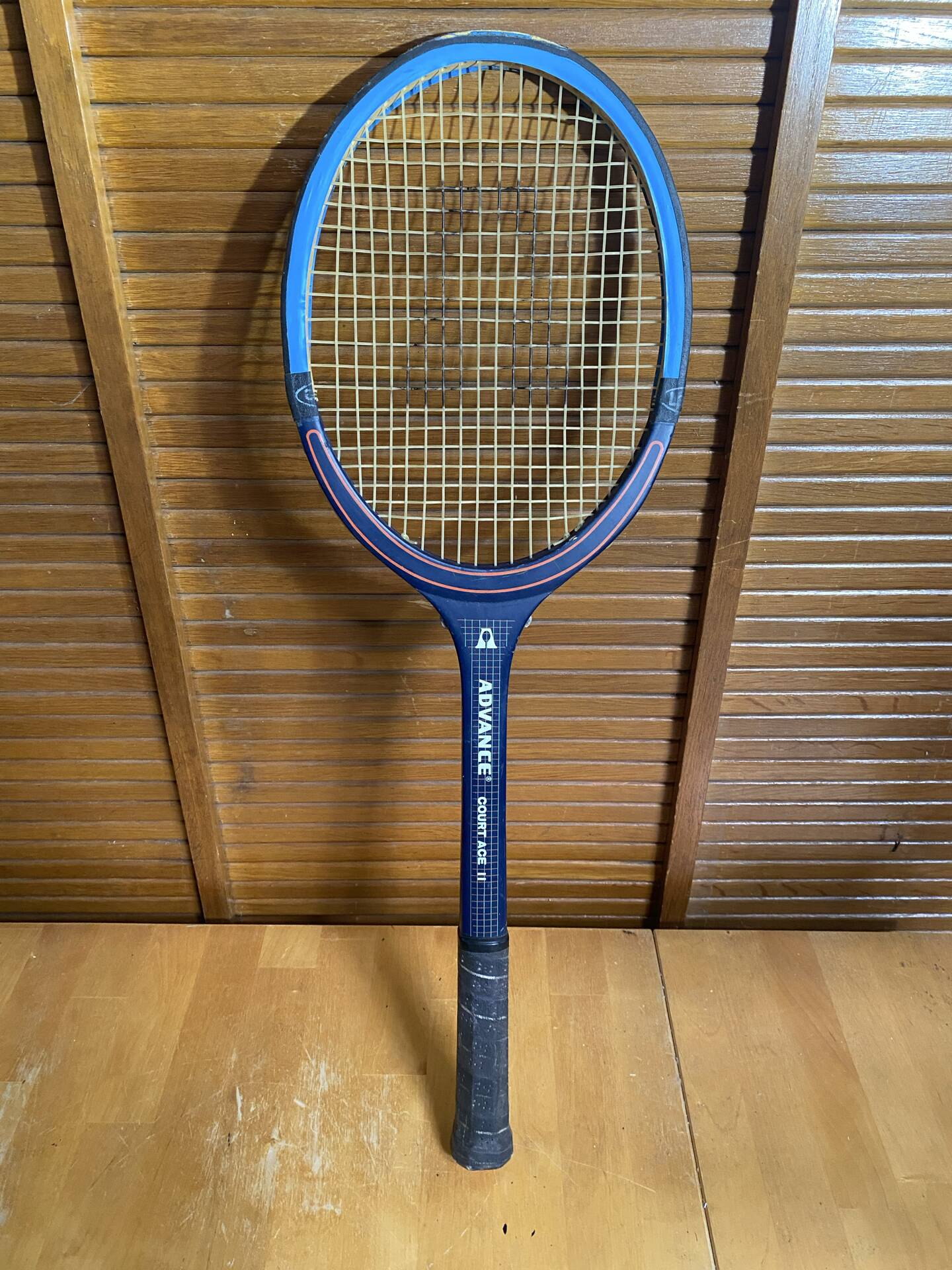 Vintage tennis racket courrier advance court ace 2 wood cover