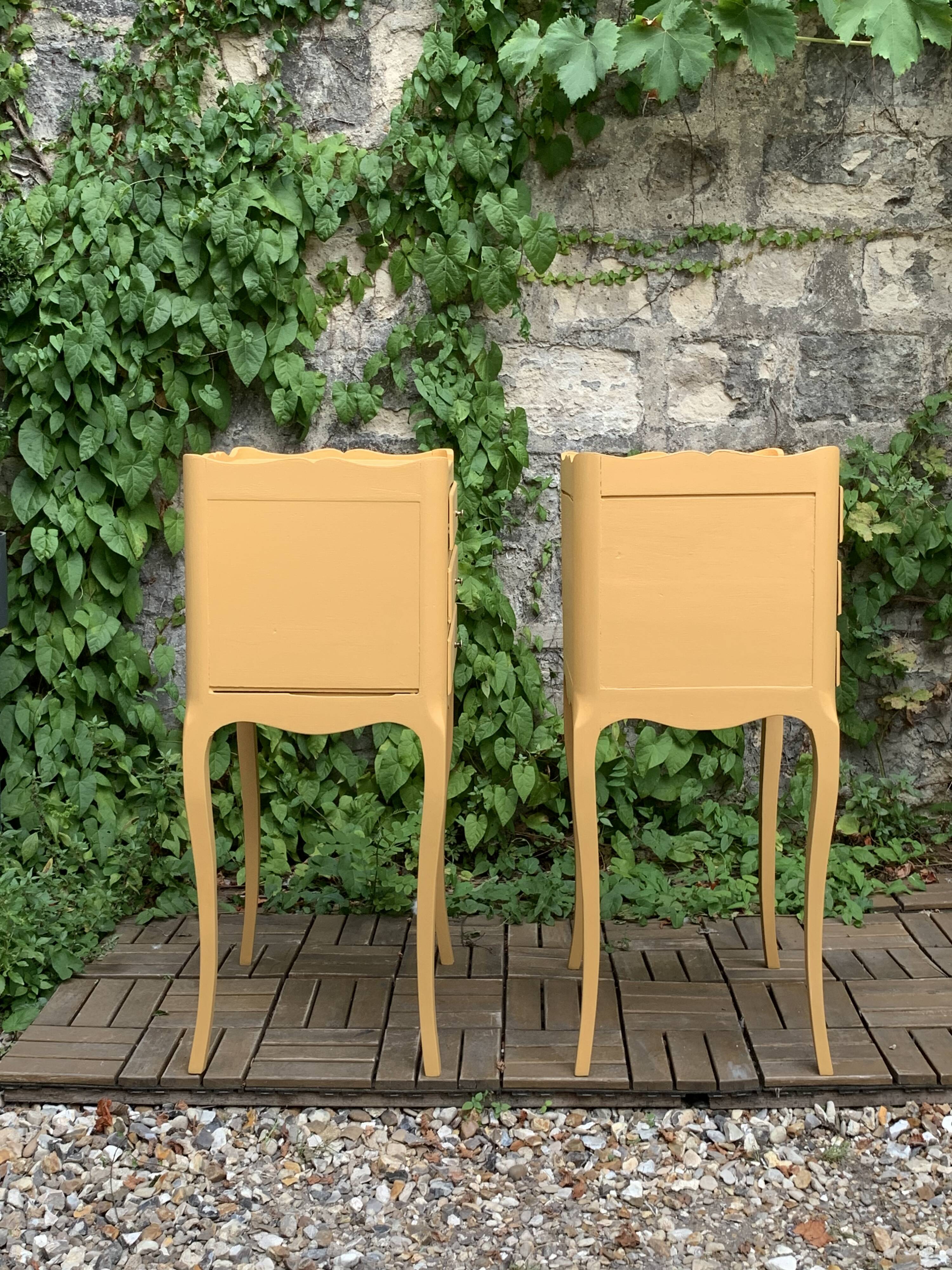Pair of vintage Louis XV style bedside tables