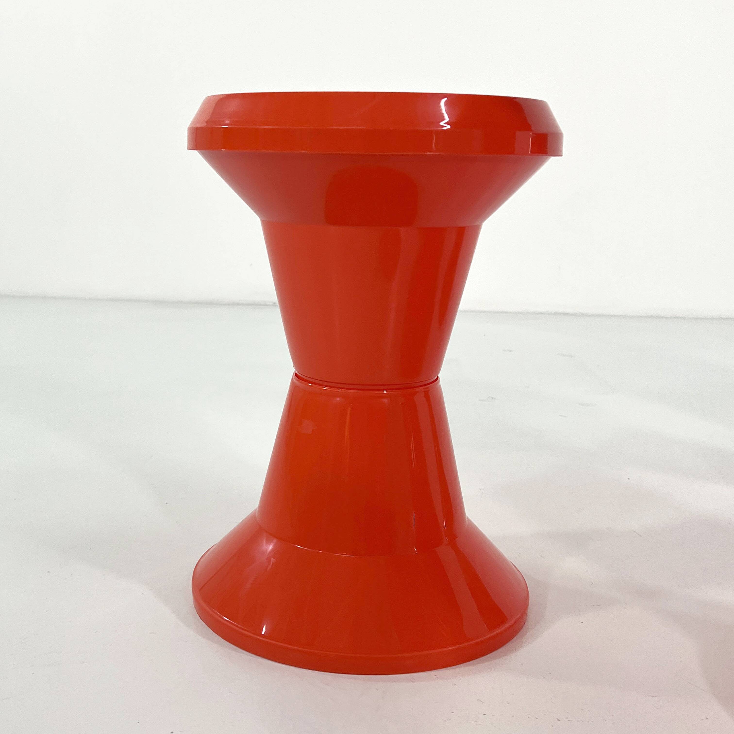 Set of 4 stools and a table model Taormina by Giganplast, 1970.