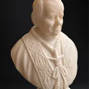Ancient bust of Pope Pius IX in carved alabaster – 19th century