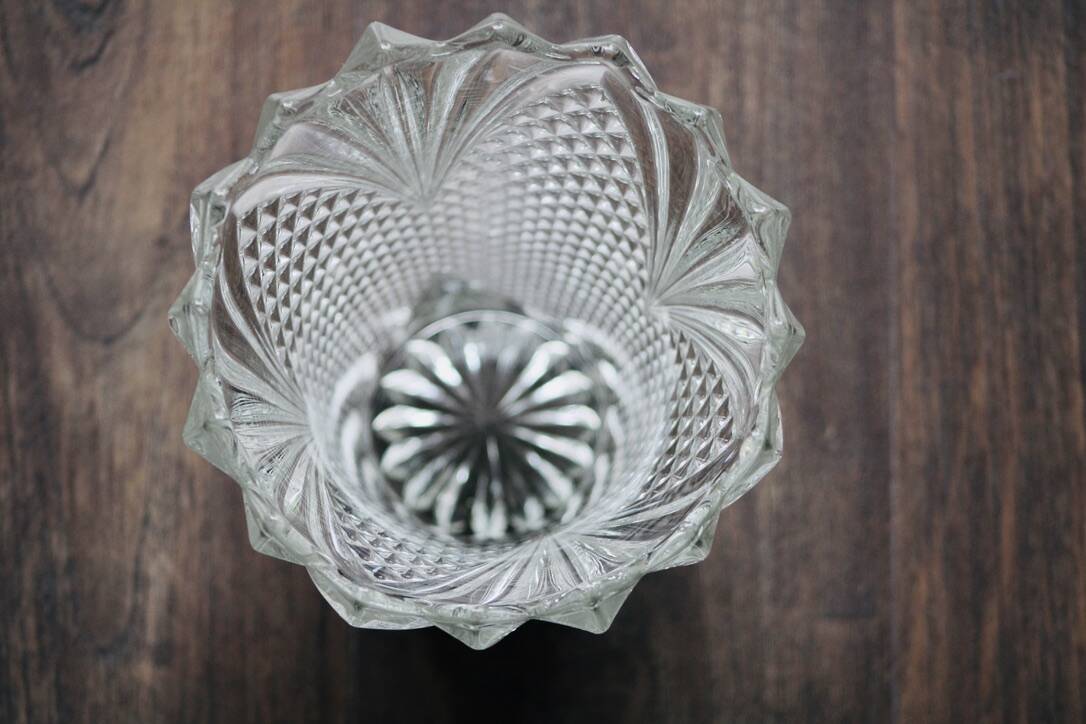 Crystal vase size - Diamond point pattern