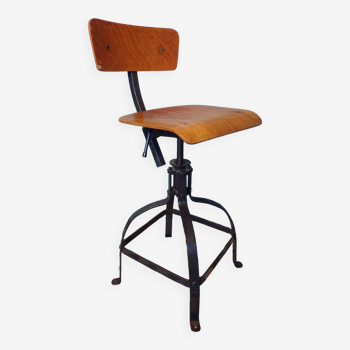 Bienaise workshop chair