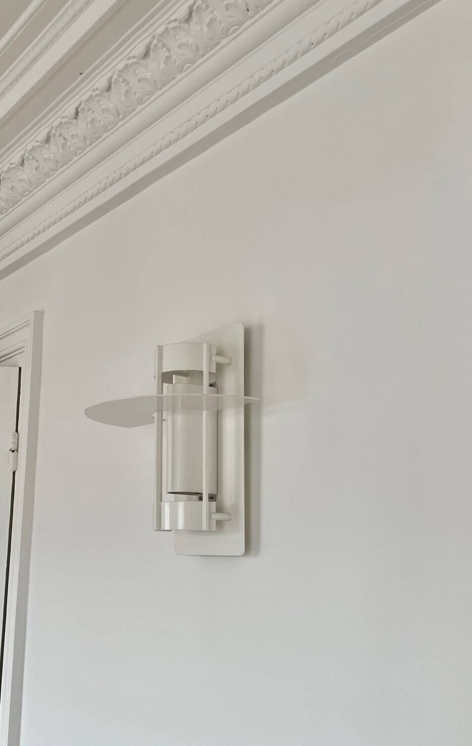 Louis Poulsen “Saturn” wall light
