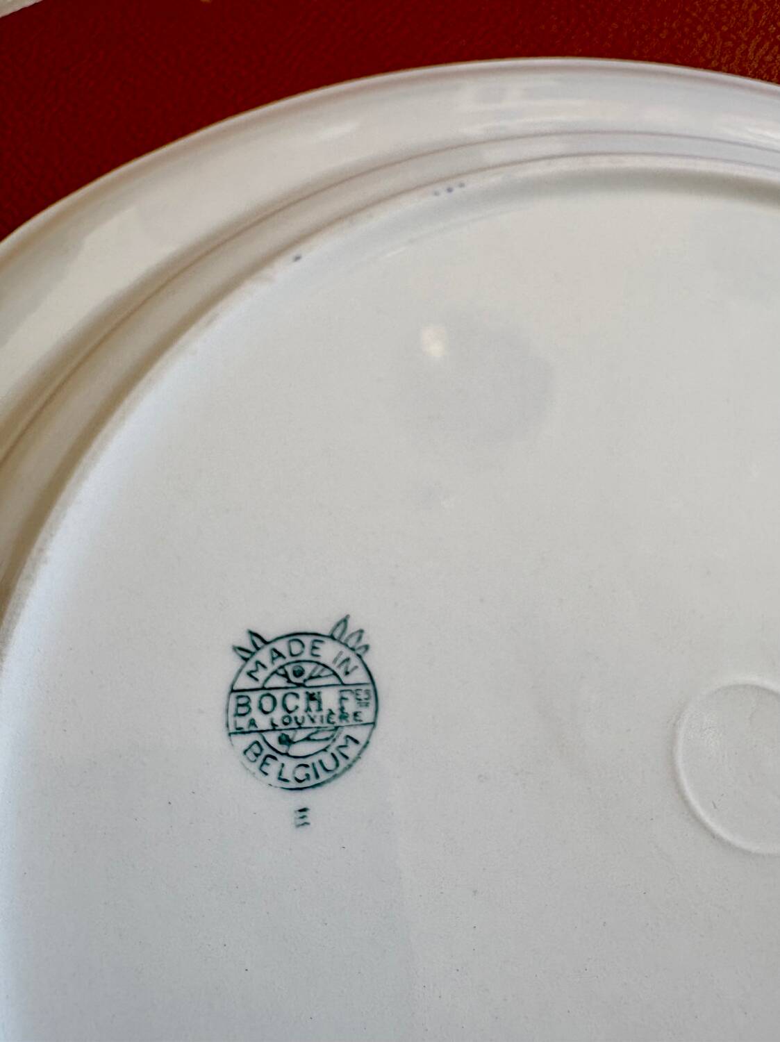 Large plate / dish Boch Dragon 28cm