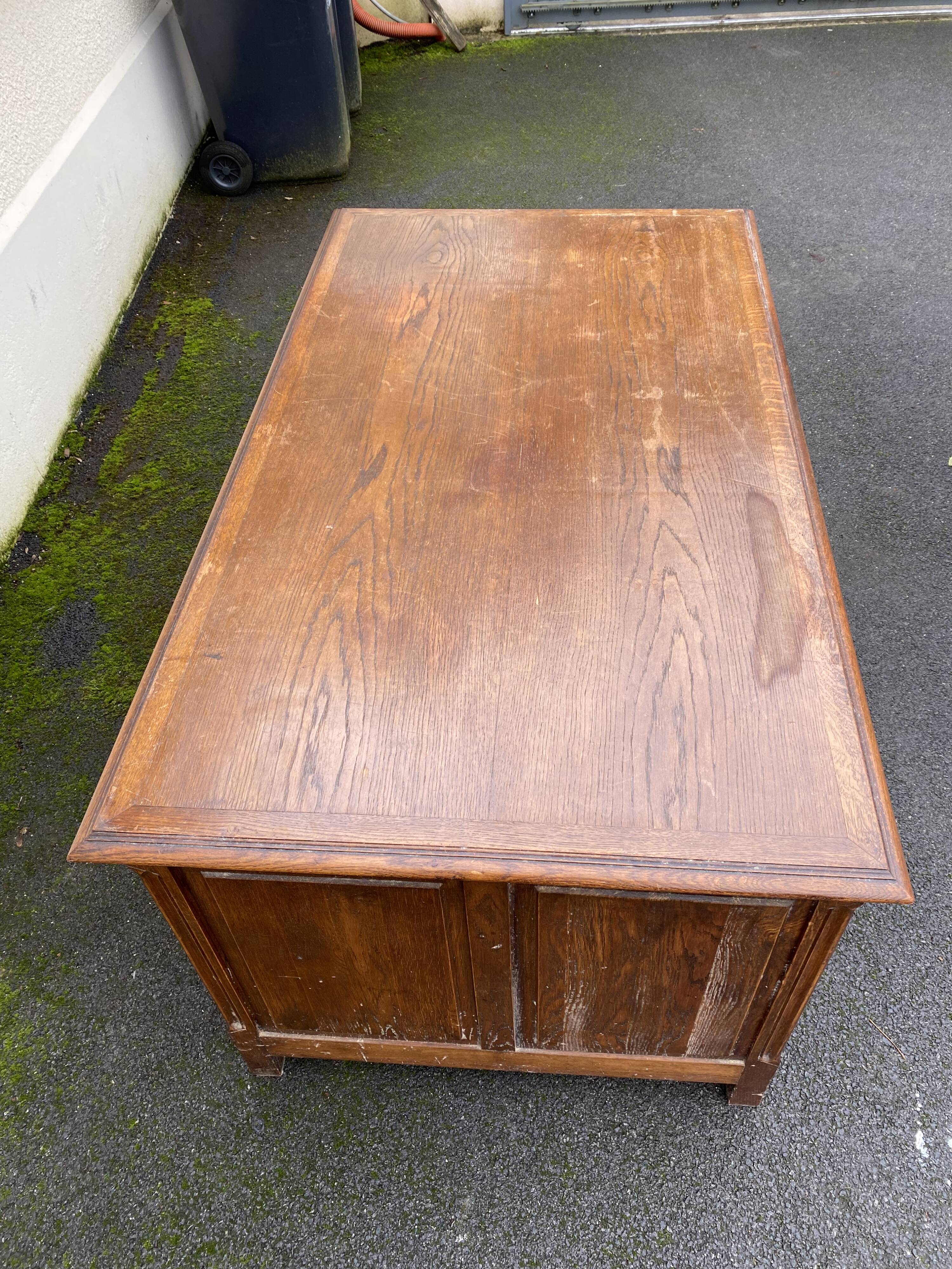 Double-sided desktop