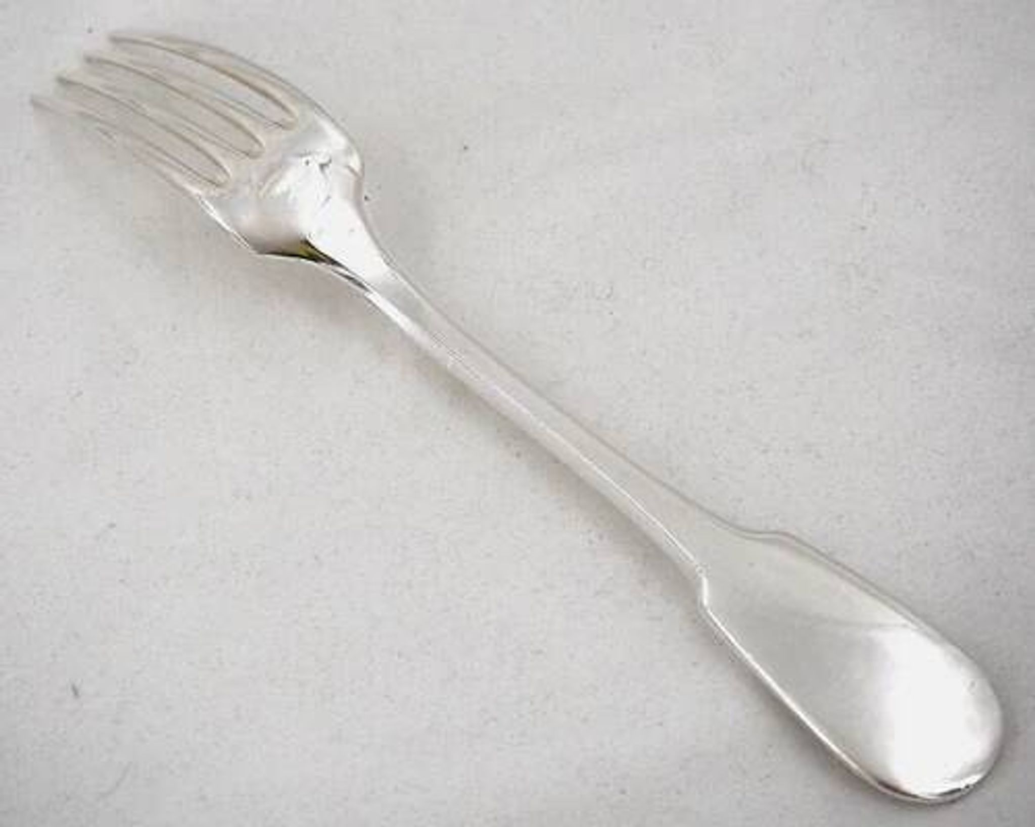 Christofle Cluny, 8 table forks, 20.5 cm, silver-plated metal, excellent condition.