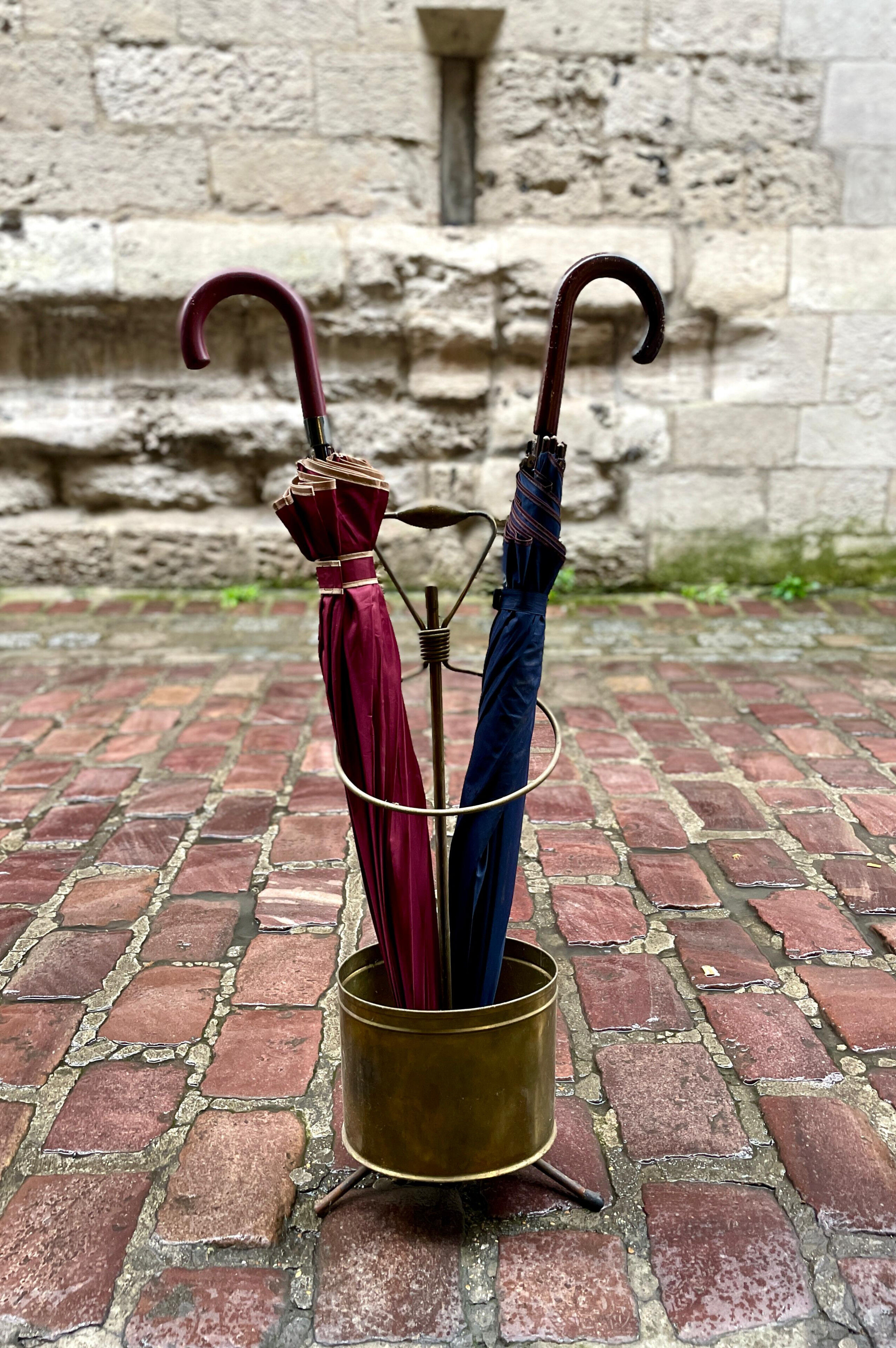Porte-parapluie en laiton de Mathieu Matégot, années 1950