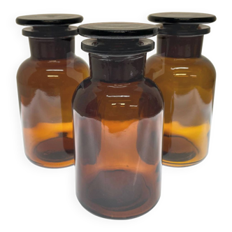 Set of 3 pharmacy bottles.