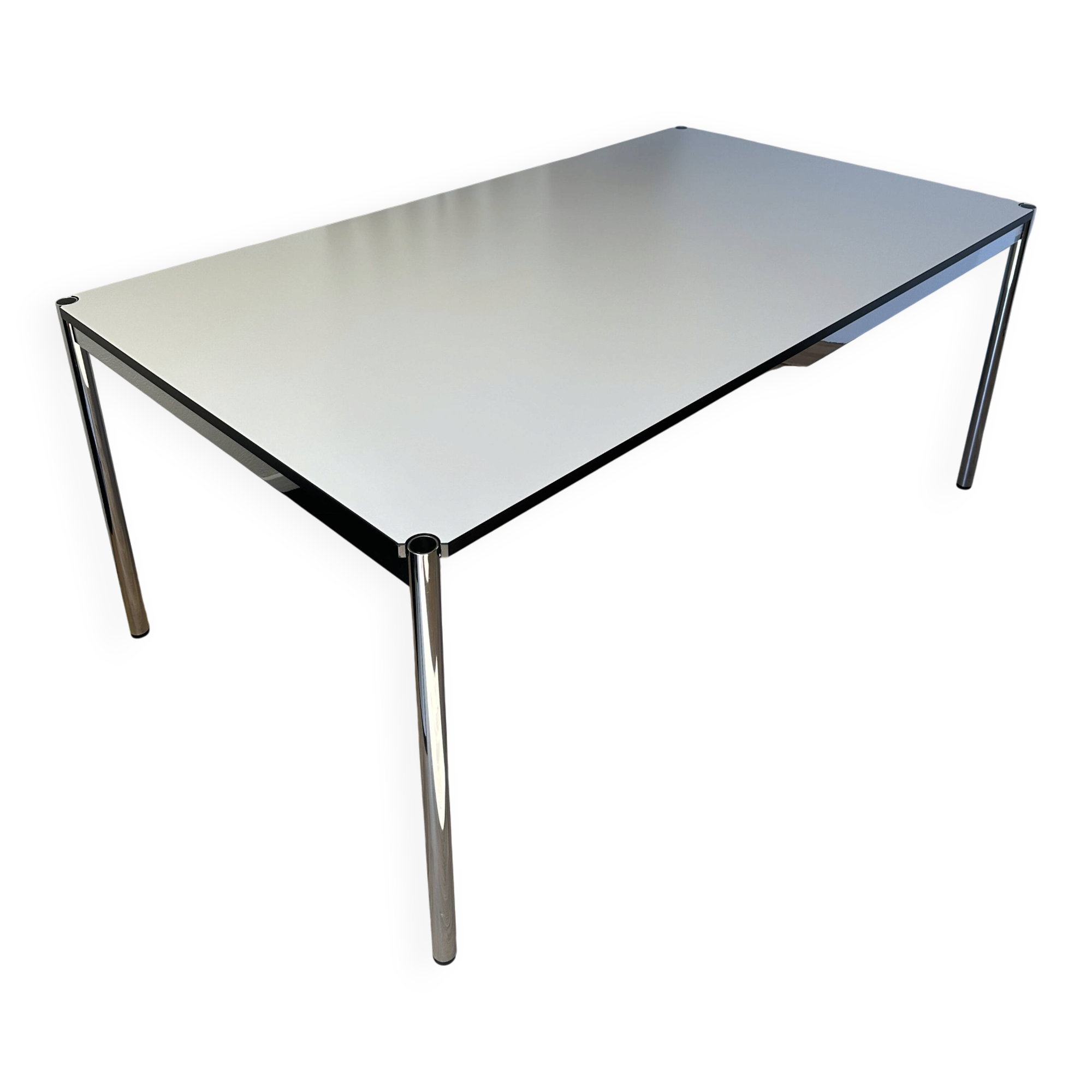 Bureau USM Haller en stratifié gris perle