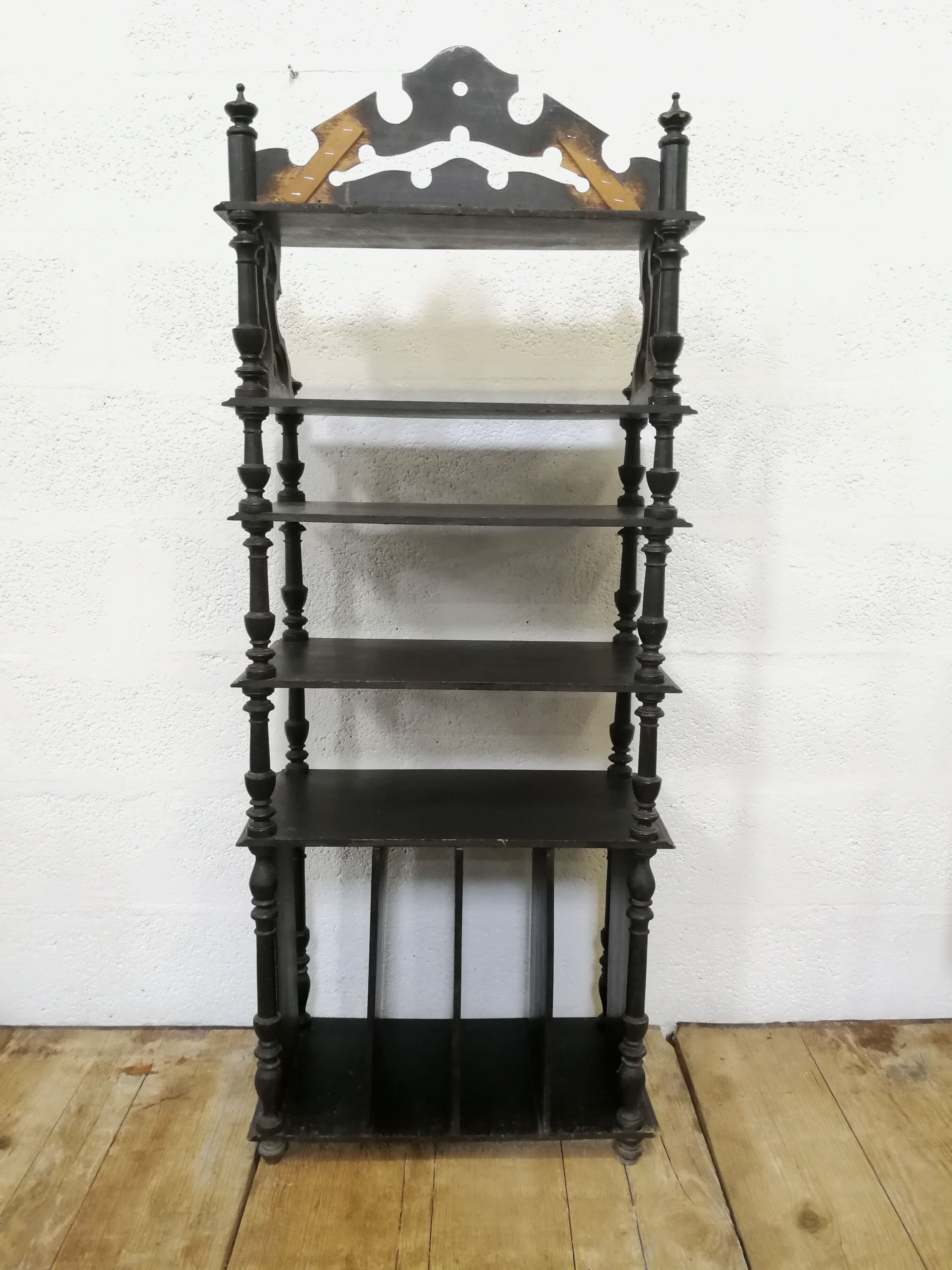 Music shelf Napoleon 3