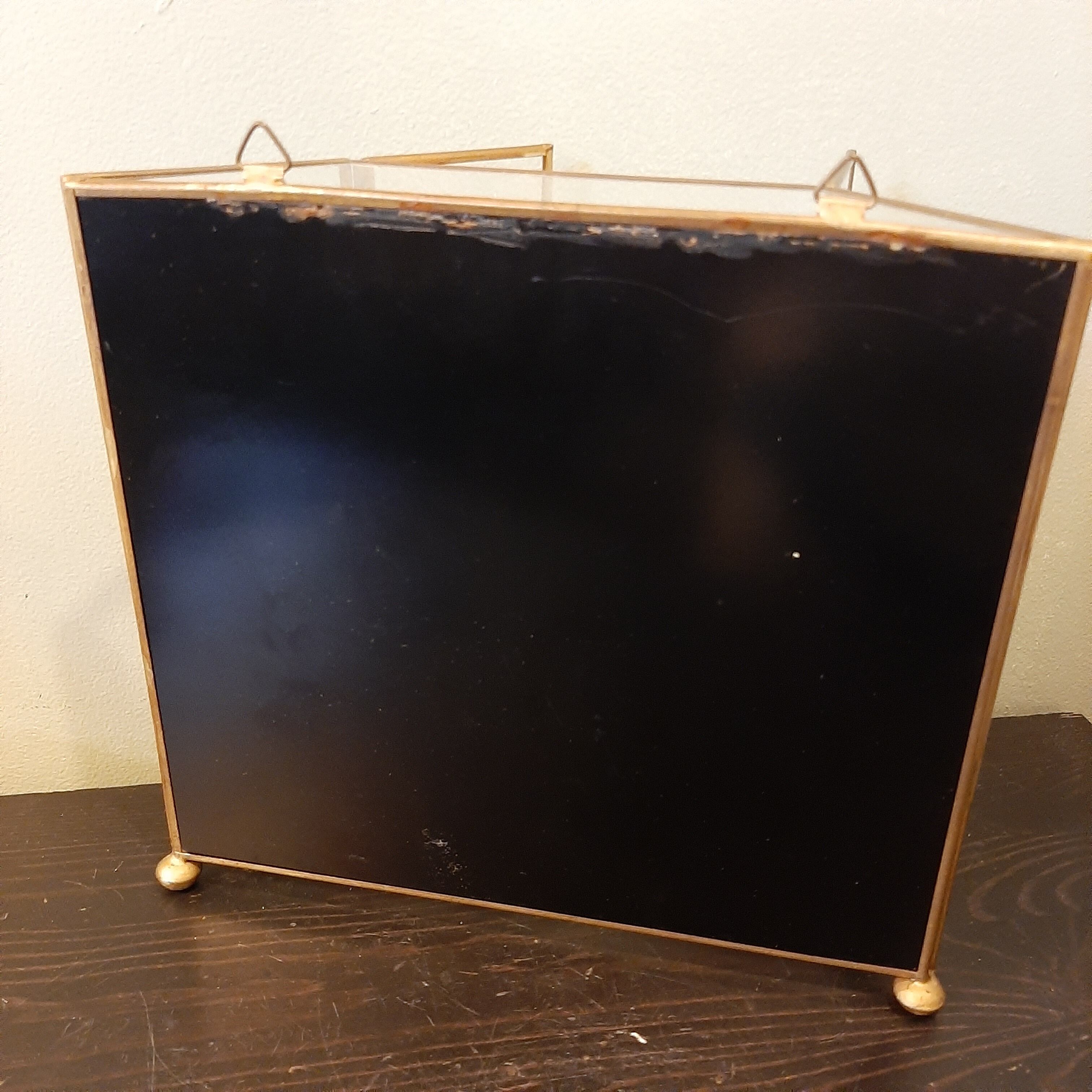 Vitrine miroir en laiton