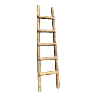 Vintage 1900s towel rack ladder