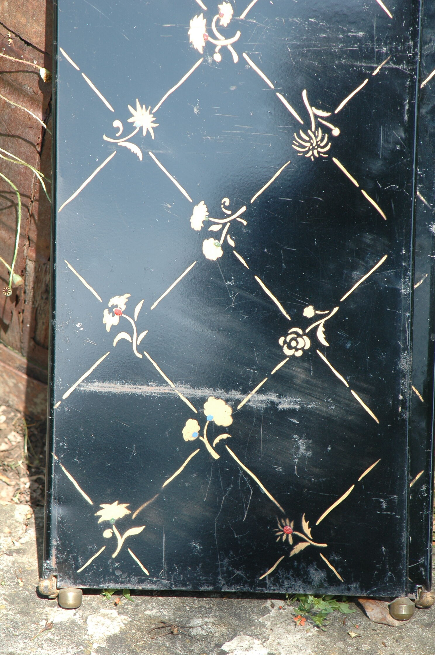 old fire screen in decoré steel 1900