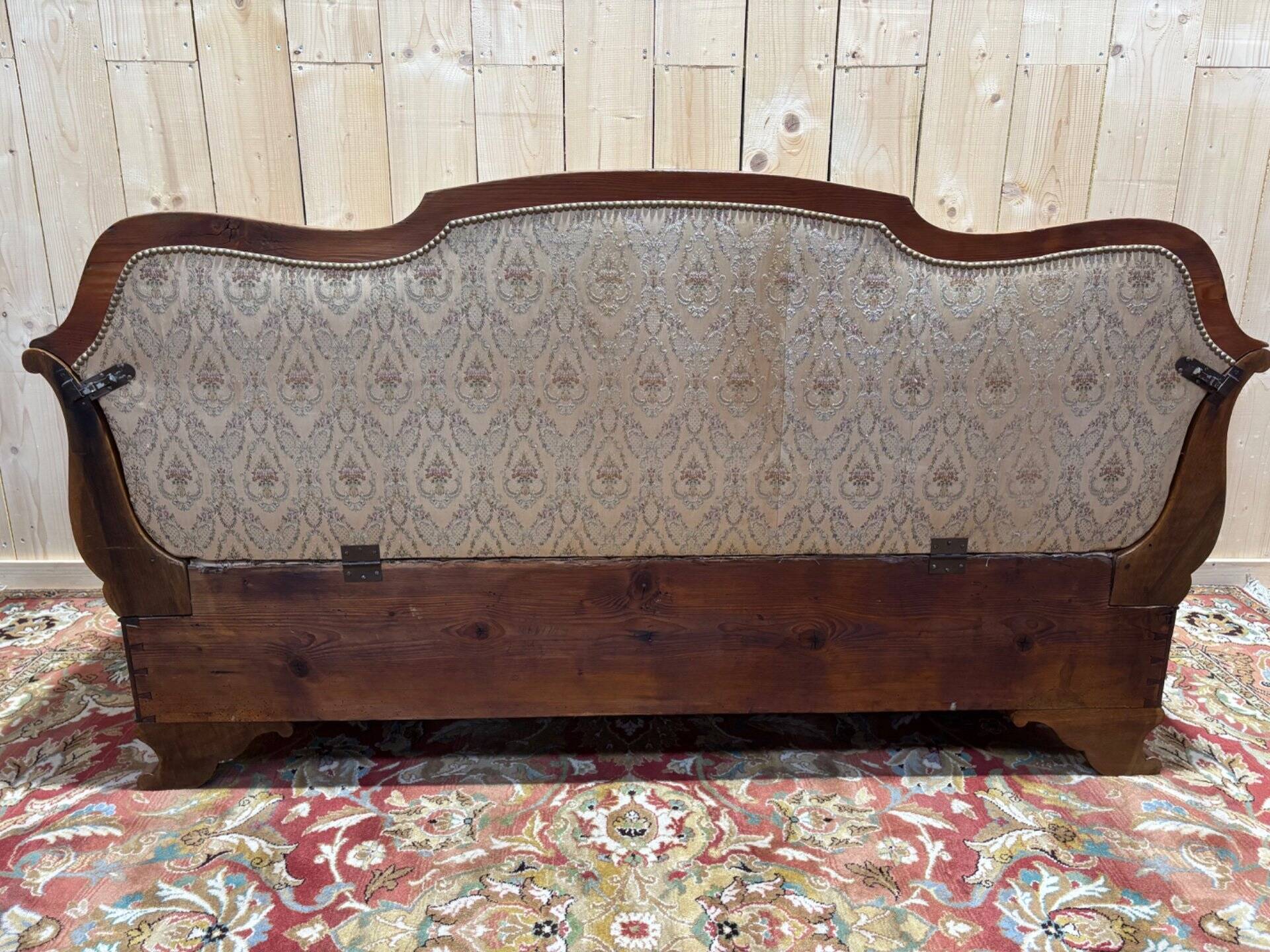 Banquette à crosses de style Louis Philippe