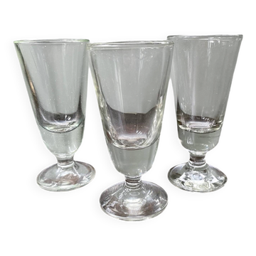 Set of 3 absinthe glasses