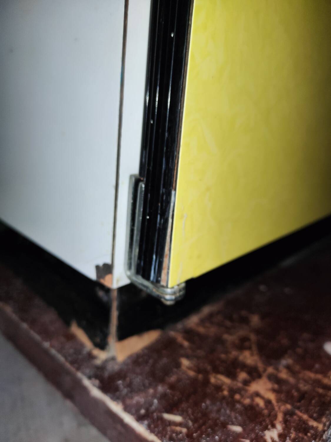 Vintage formica kitchen cabinet 1963