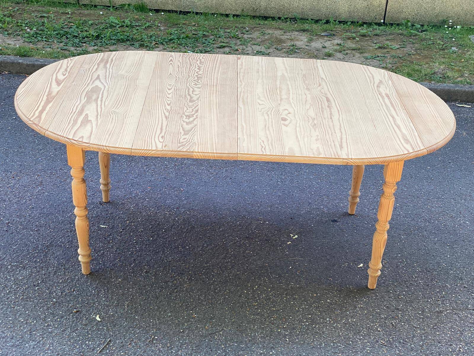 Louis Philippe extendable round dining table with shutters, renovated pine, 190cm