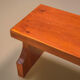 Banc brutaliste de Marc Dessauvage en bois de pin