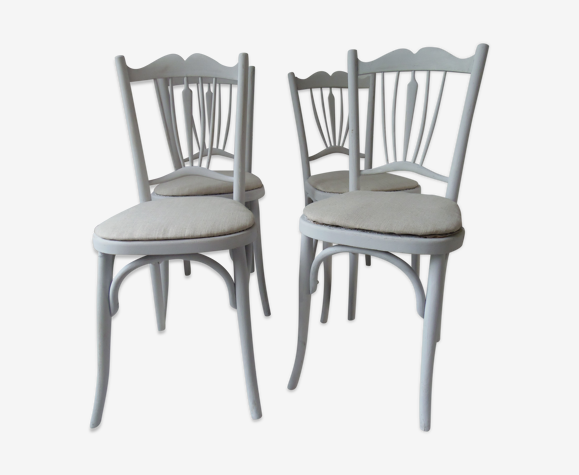 4 anciennes chaises de bistrot en bois courbé patinées gris perle, assises lin