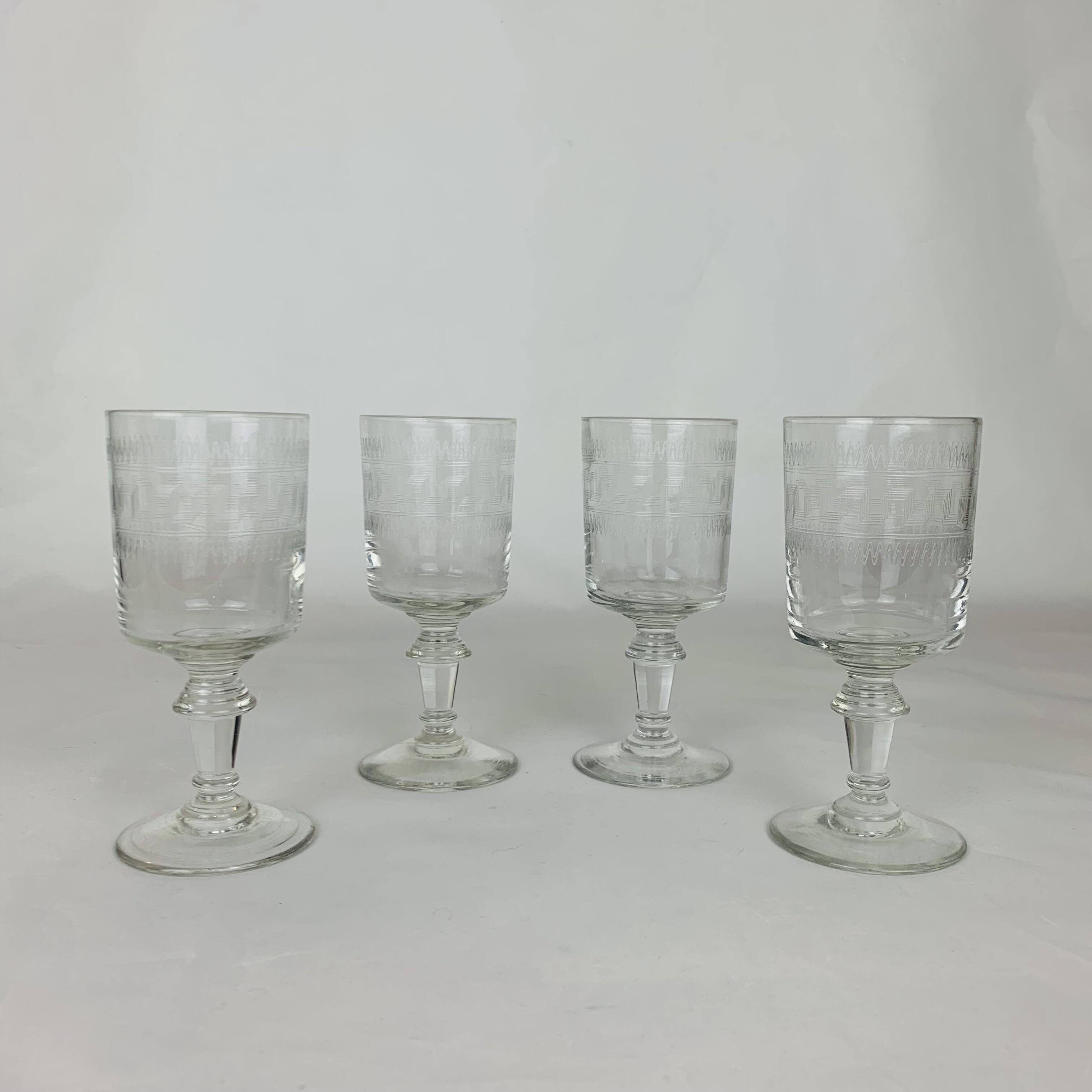 4 Baccarat glasses Chanel model engraving 3458