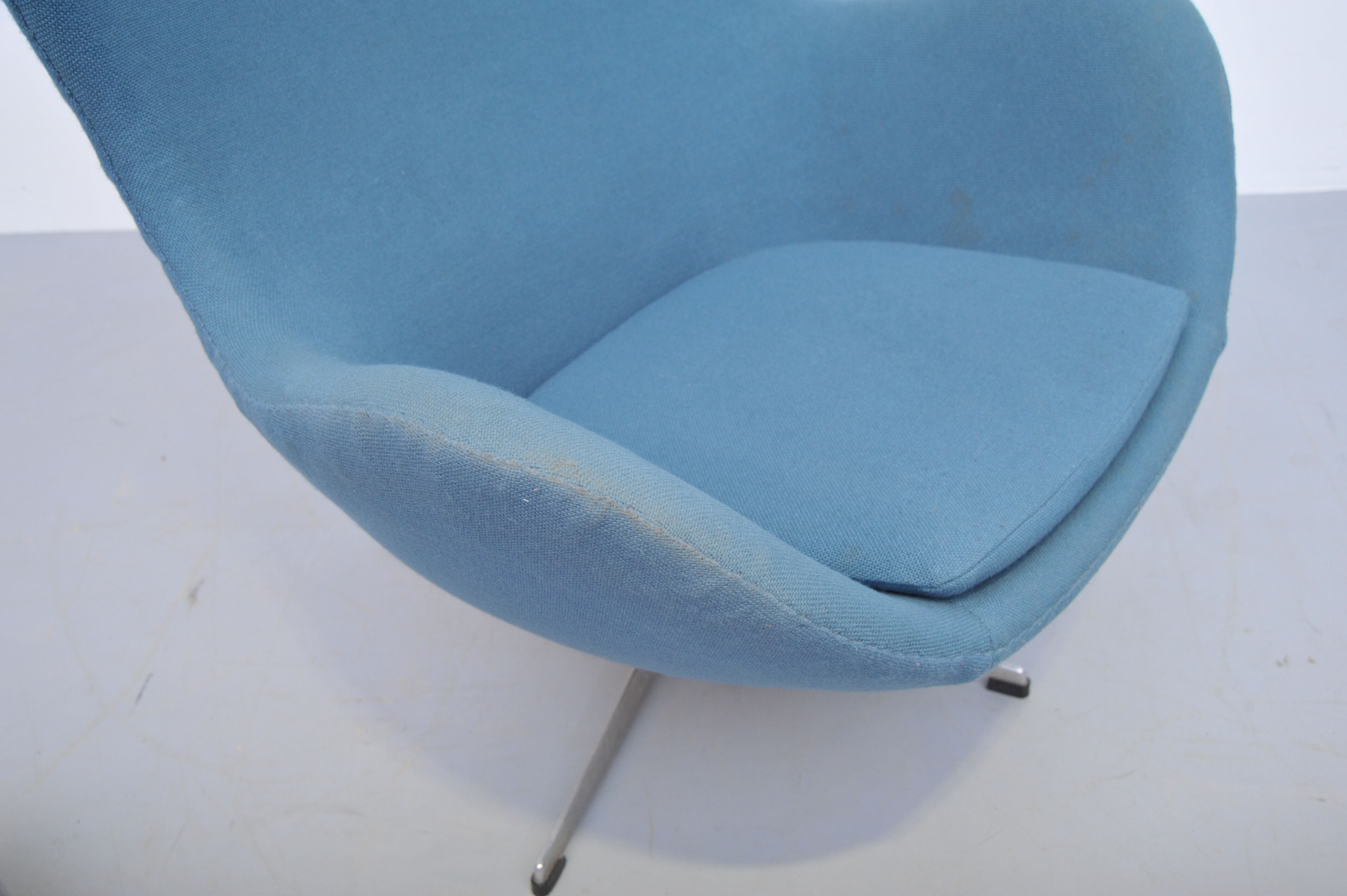 Arne Jacobsen egg armchair from 1961