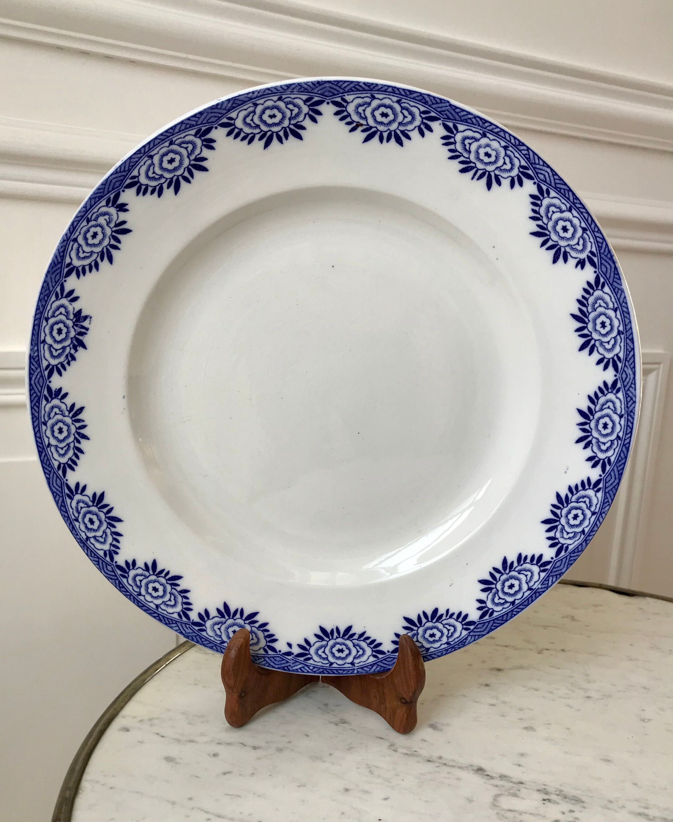 large round dish DIgoin Sarreguemines Casino model "Capri" years 50-60