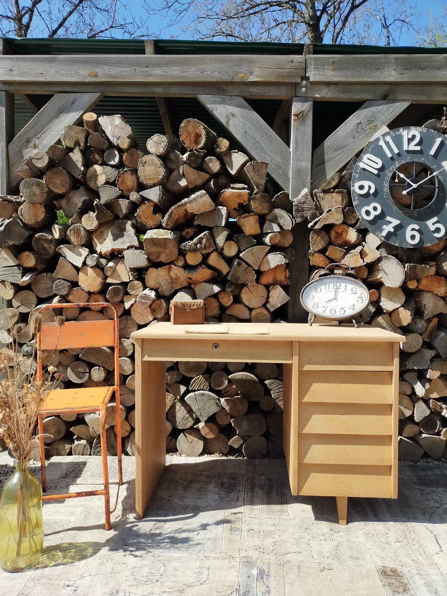 Renovated vintage office