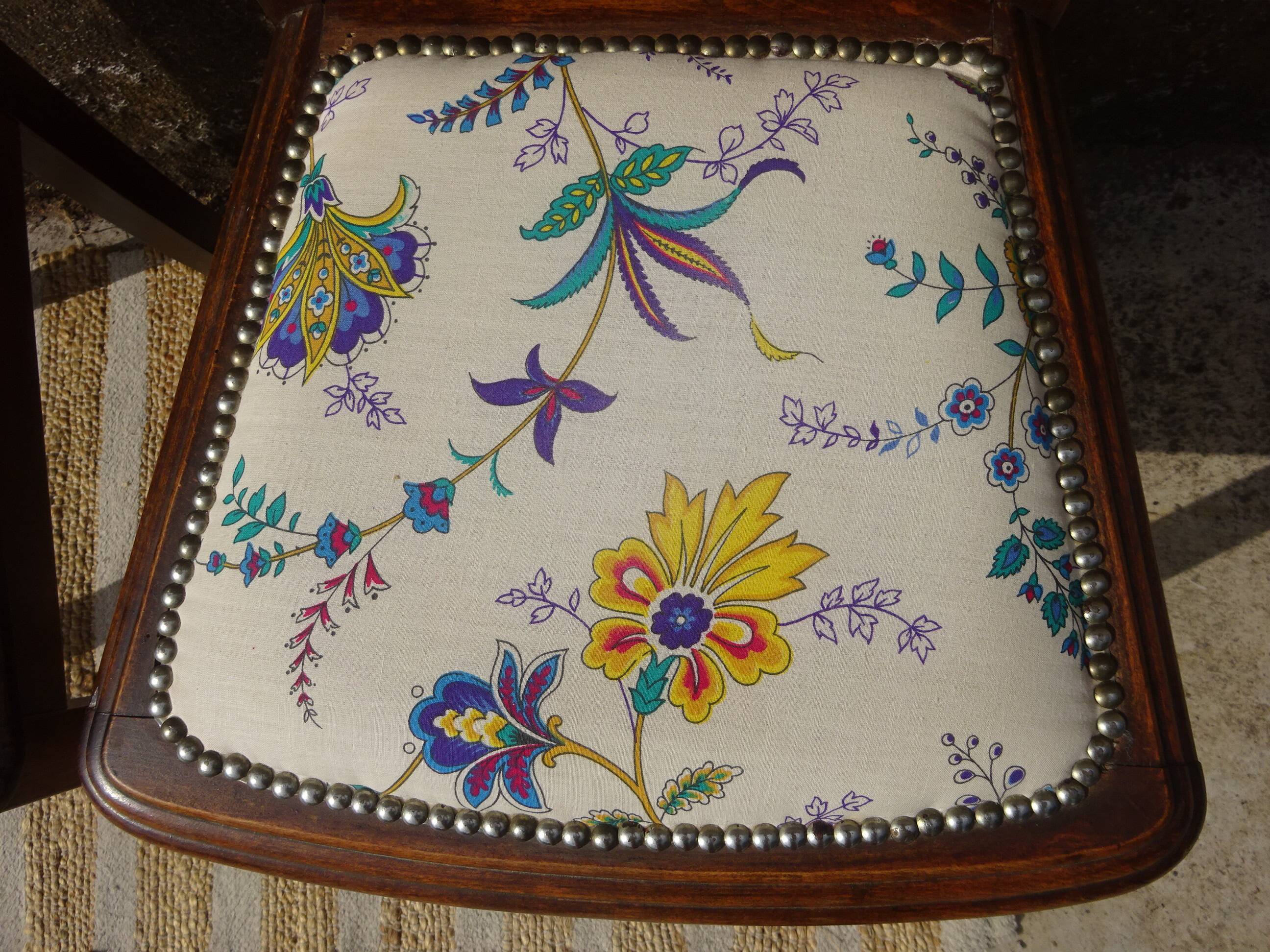 Art Deco chairs, Robur, both.