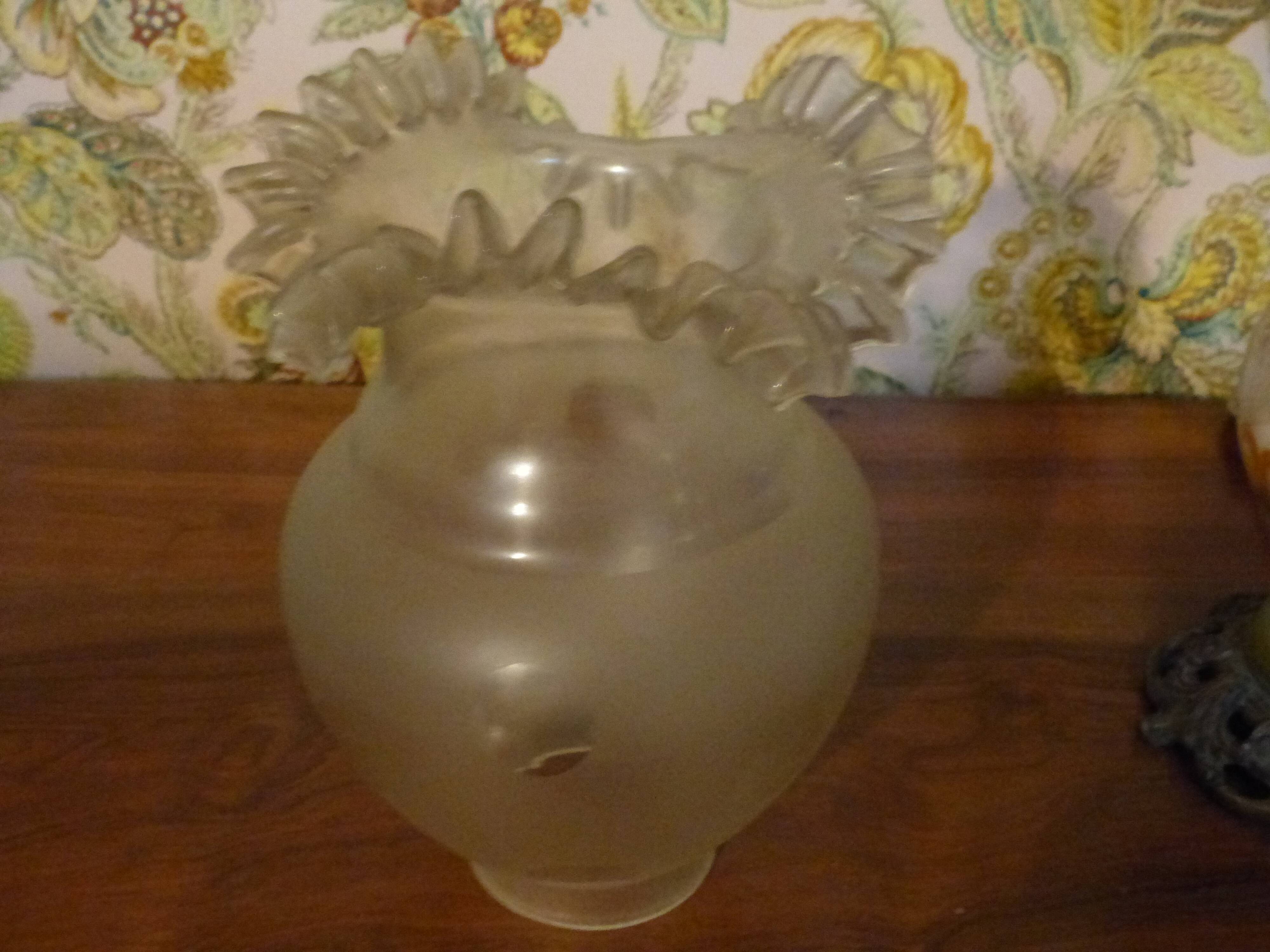 Painted ceramic lamp & lampshade glass lace