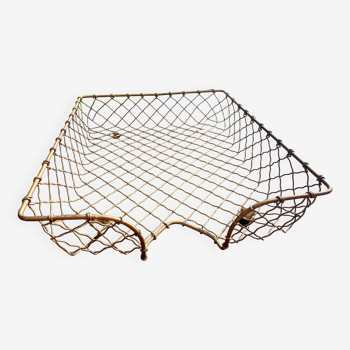 Wire storage basket