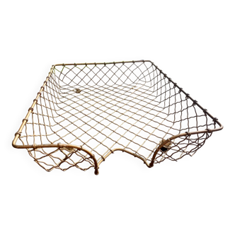 Wire storage basket