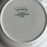 Set of 4 mismatched soup plates