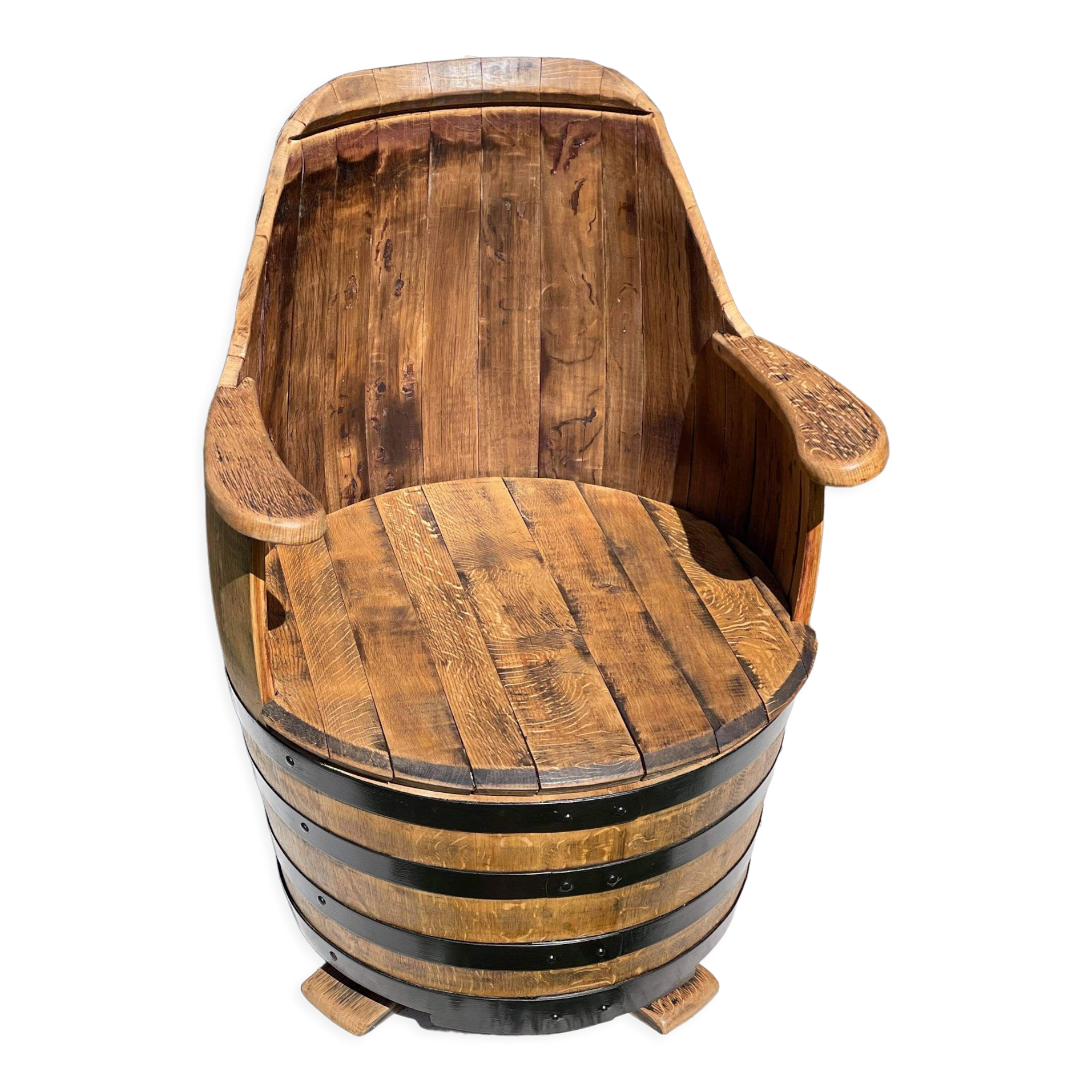 Whisky barrel armchair with spinner