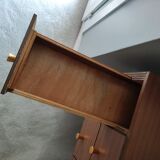 Console cabinet with drawers