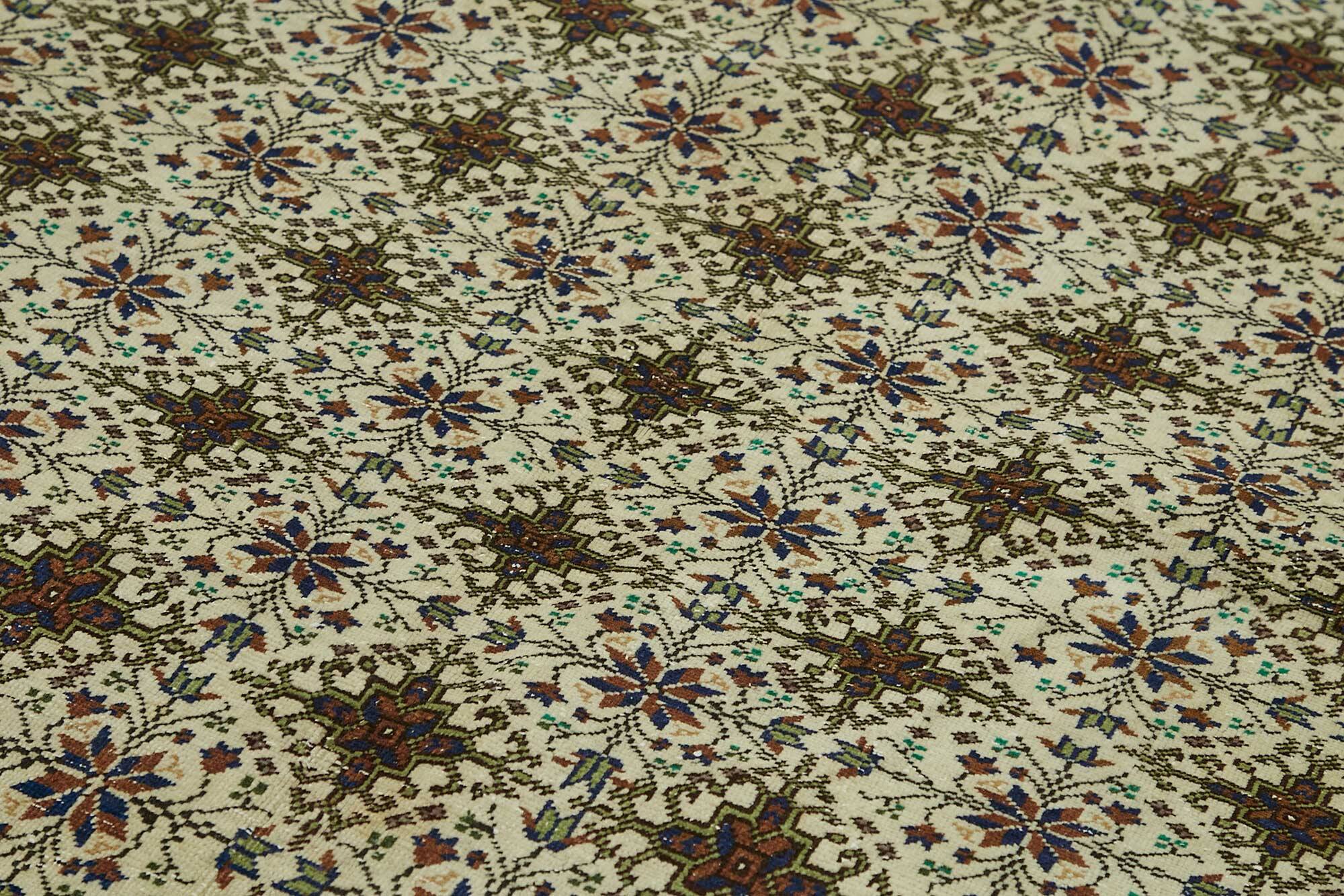 Turkish Wool Vintage Kayseri Rug 196 cm x 291 cm