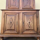 Buffet two diamond point body