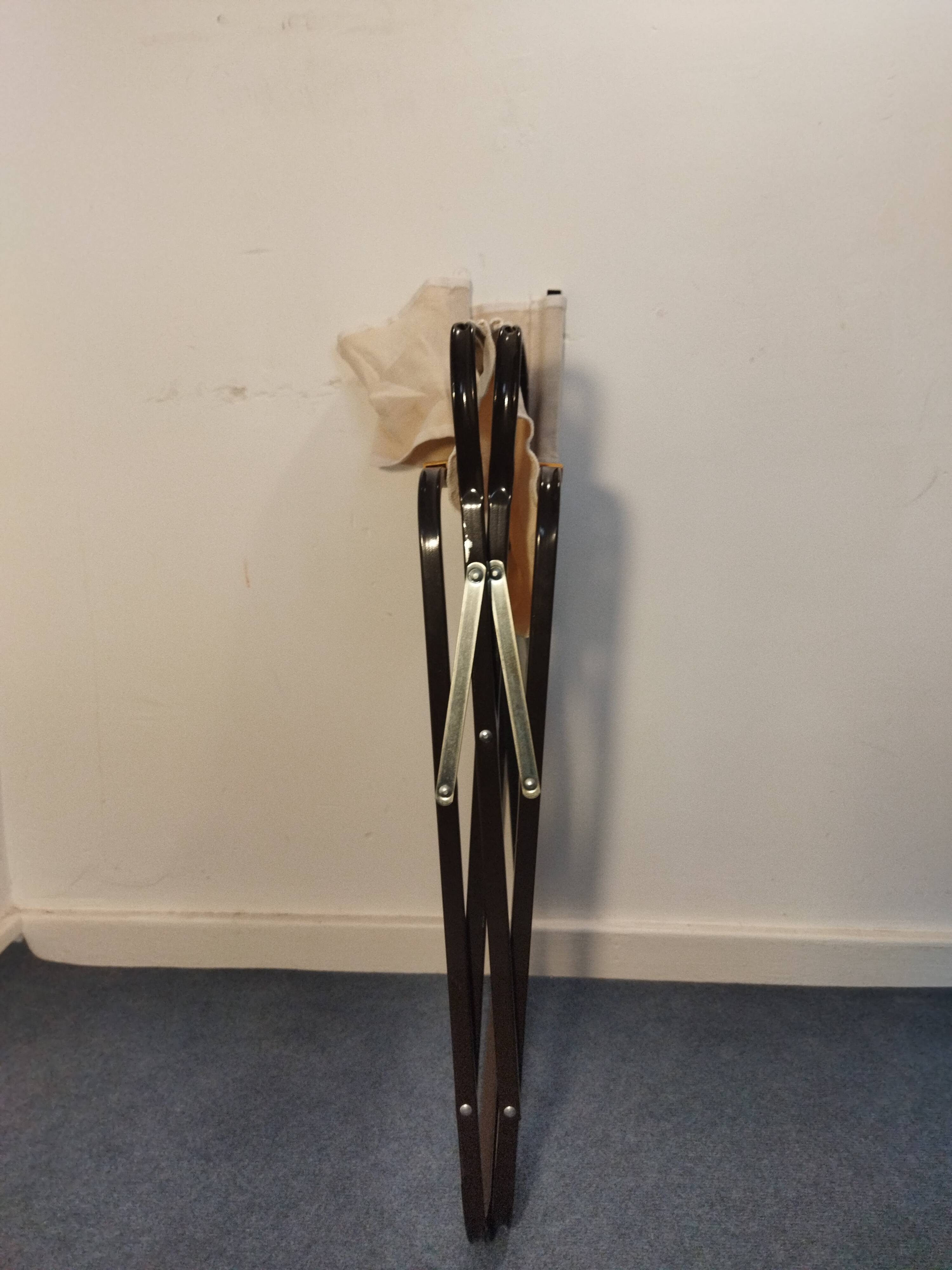 Italian folding chair