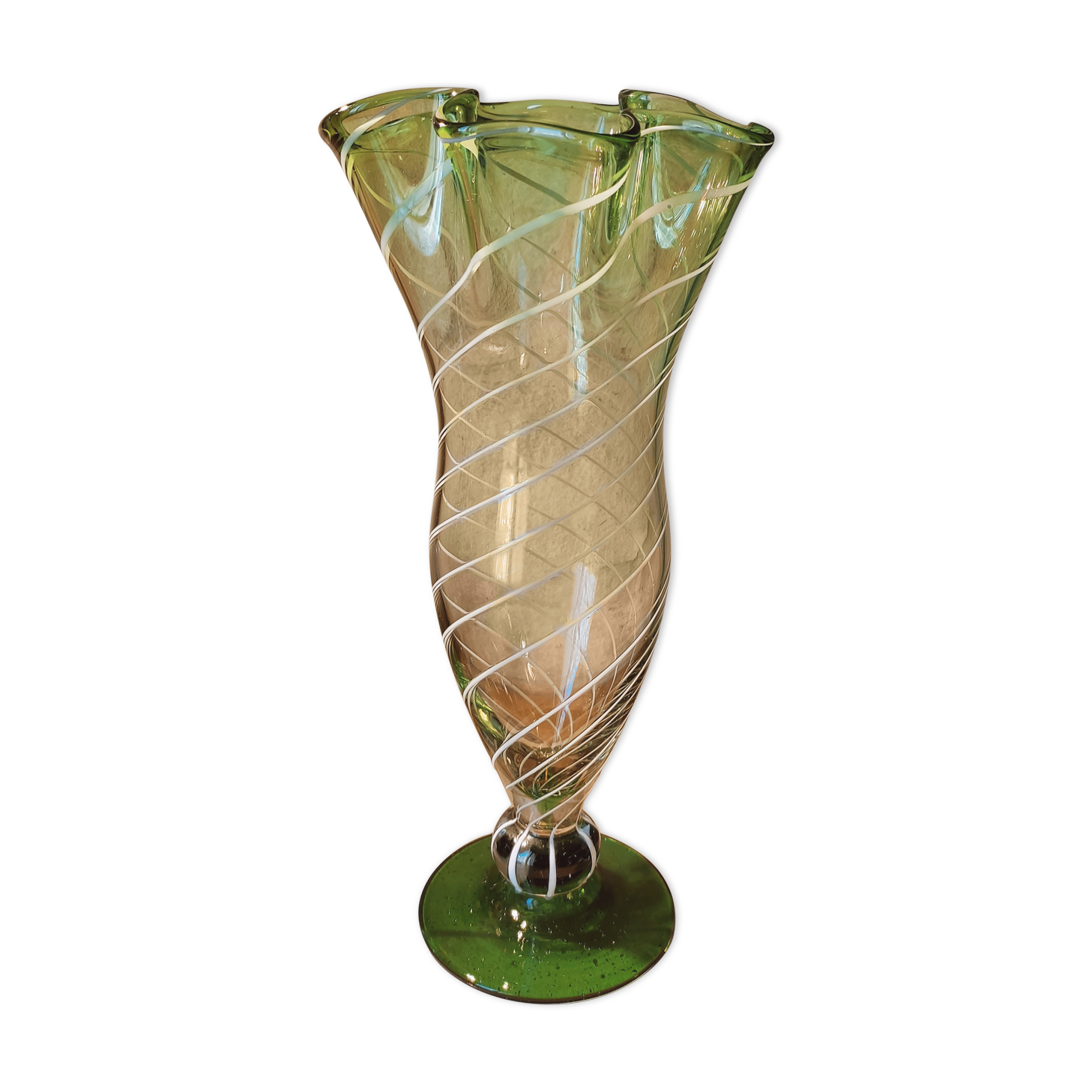 Vase in gradients of green Murano