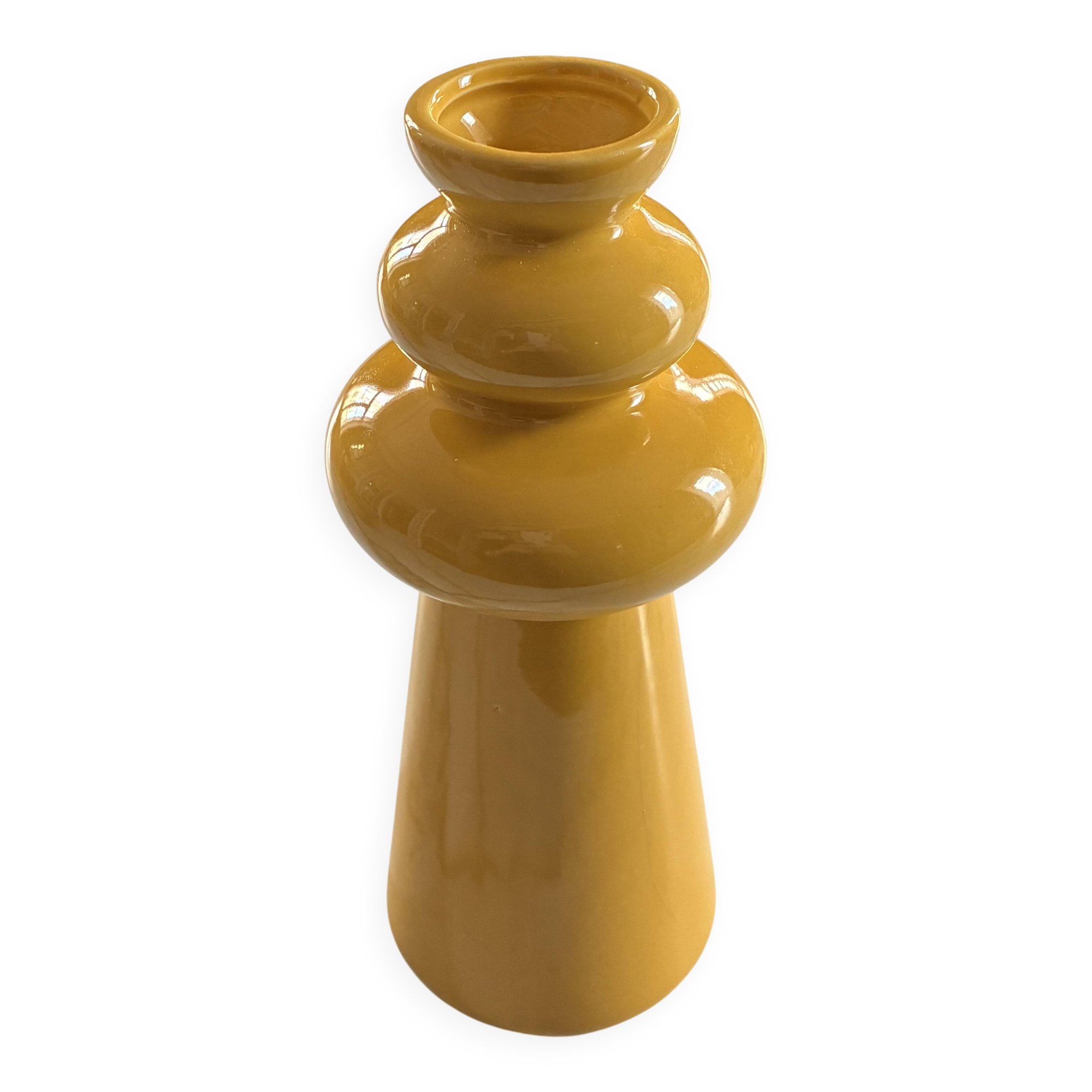 Undulating ceramic vase