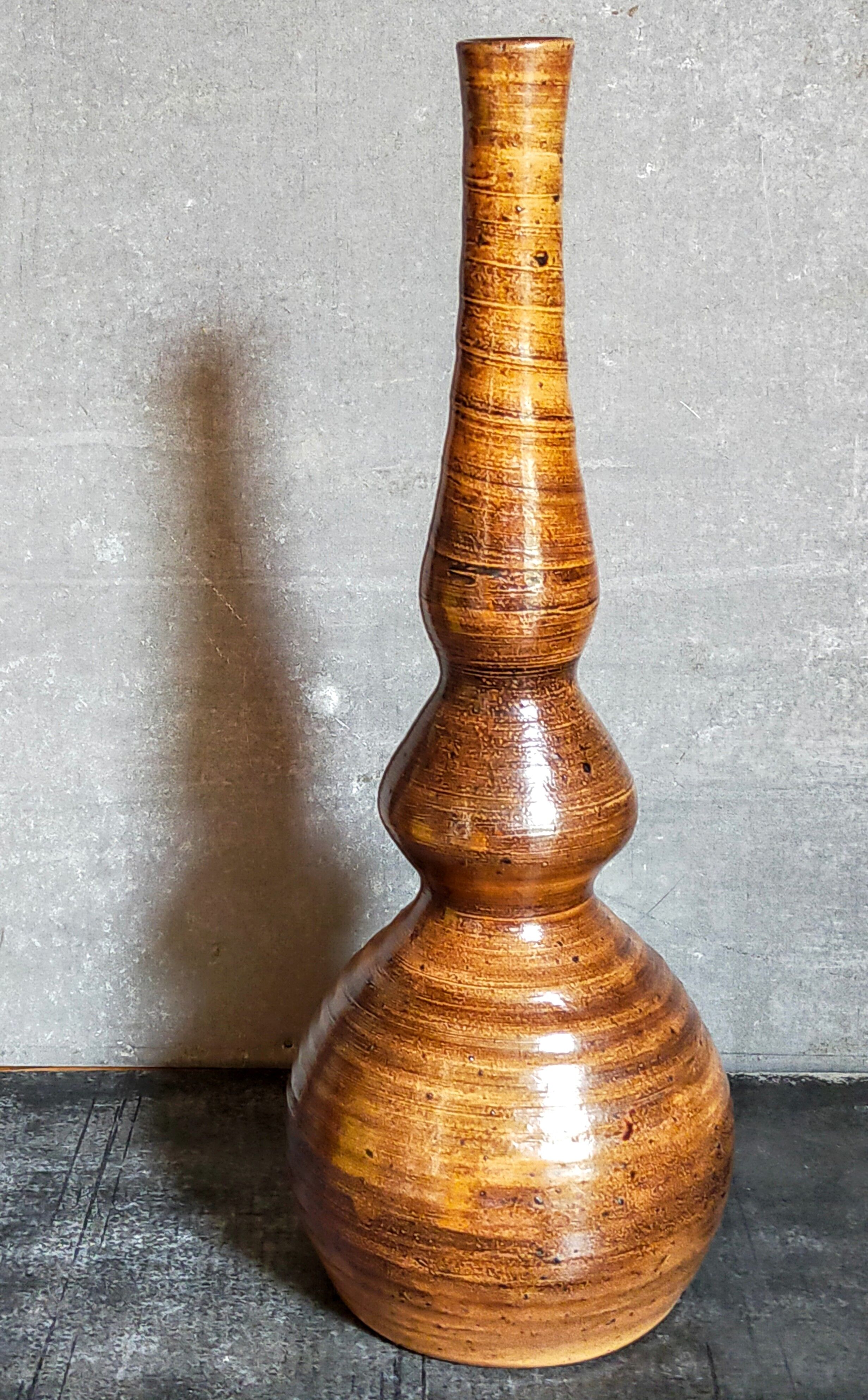 Potter's soliflore vase in vintage glazed stoneware