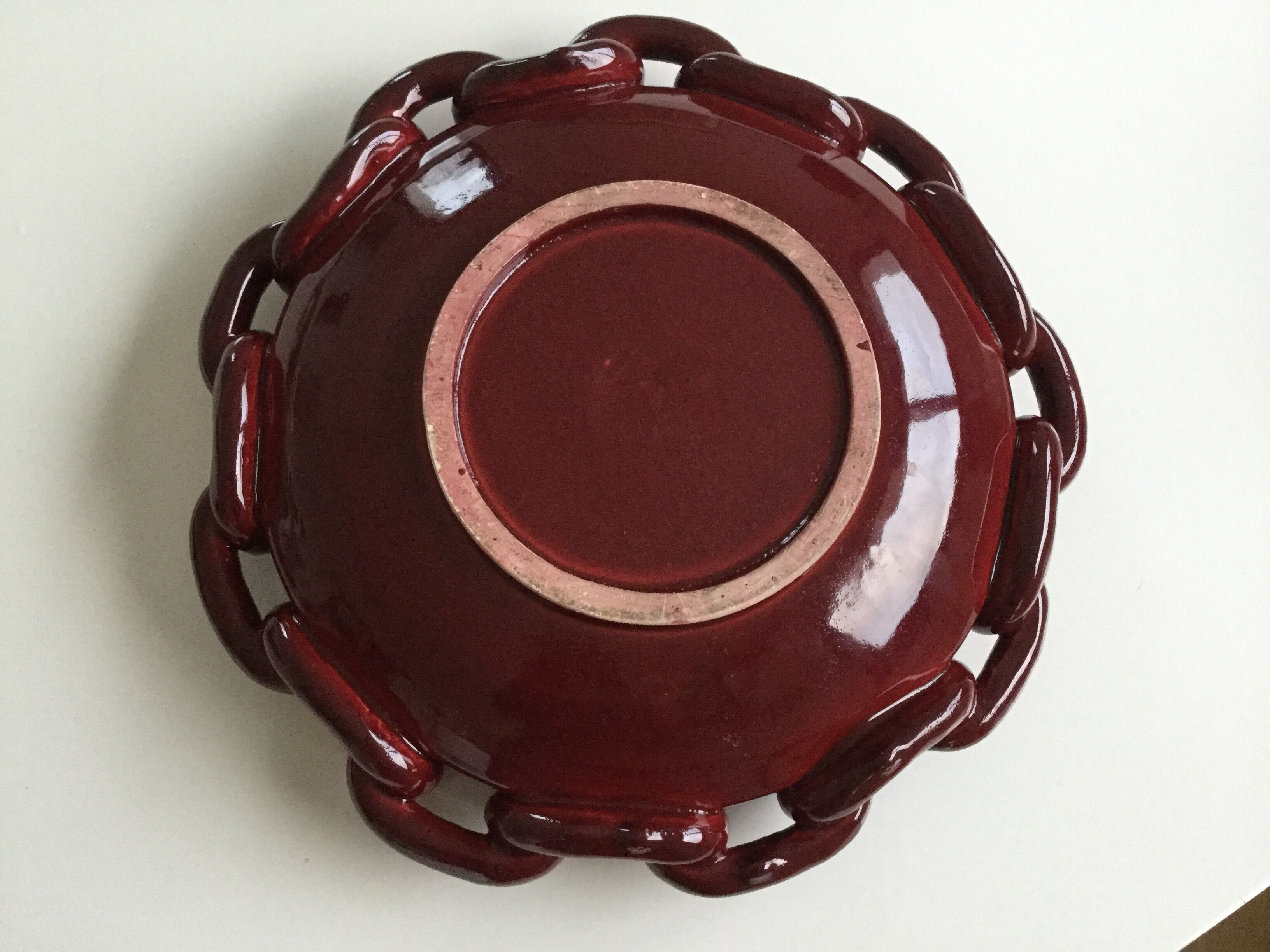Vintage ceramic round cut from the 1950s